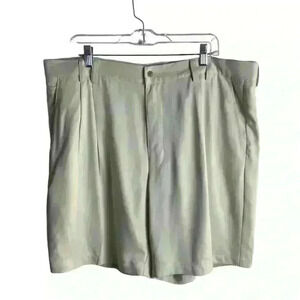Tommy Bahama Mens Size 40 Silk Shorts Kahki Golf Tan Travel Vacation Pleated